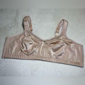 Breezier intimate Classic bra 48DDD